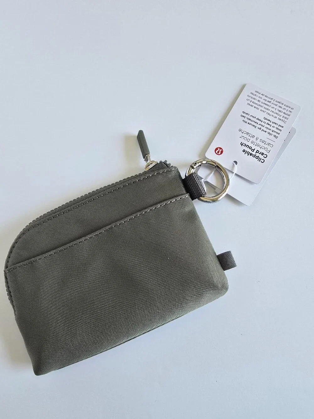 NWT Lululemon Clippable Card Pouch GRSG/WHTO